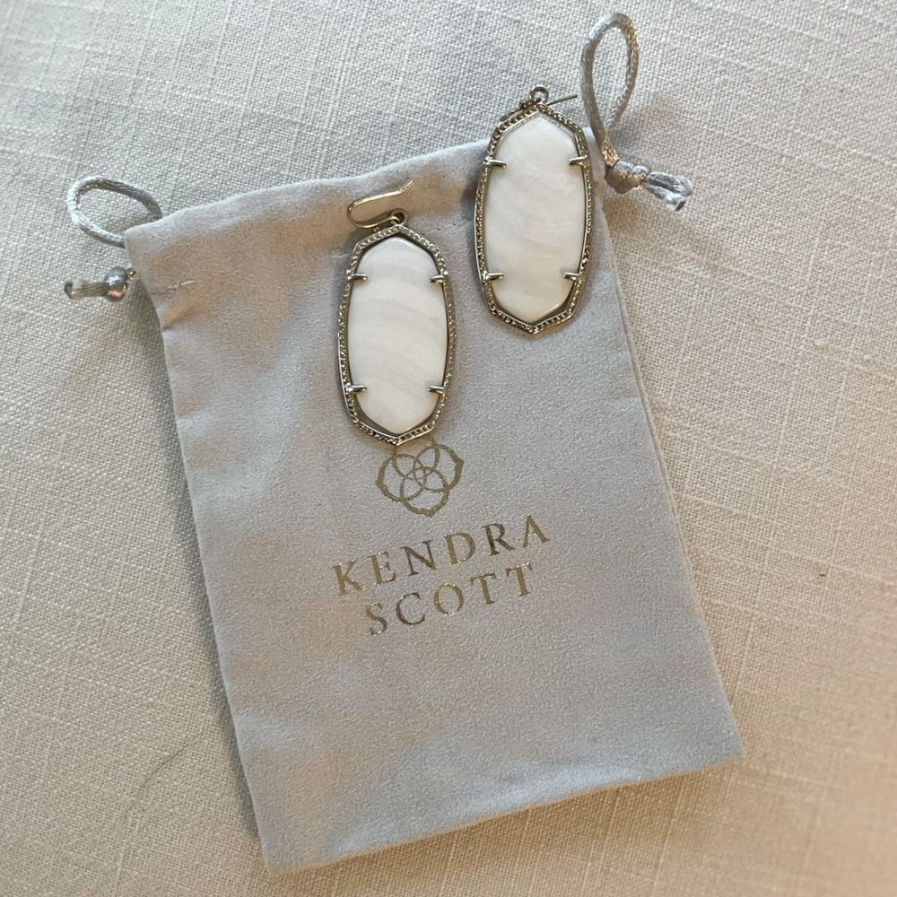 Kendra Scott Elle Gold Earrings